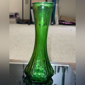 Vintage 1970s Hoosier Glass Bud Vase in Green (4063-C)